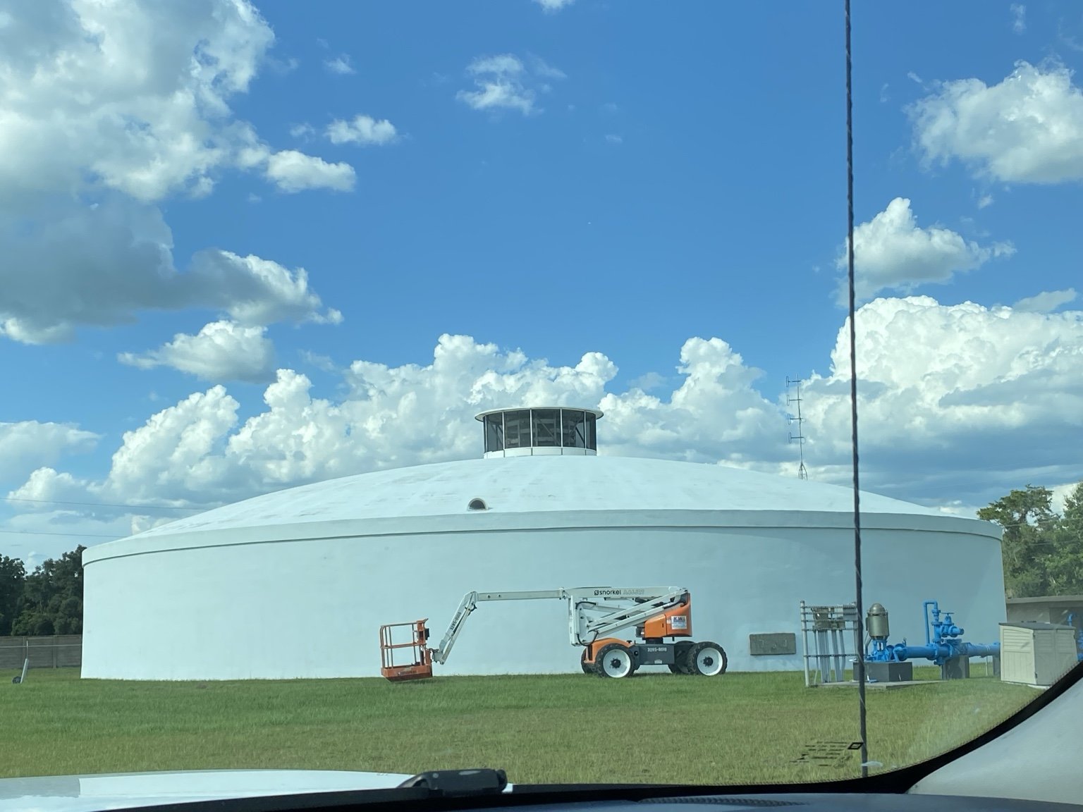 Municipal water storage tank exterior cleaning project, view 3
