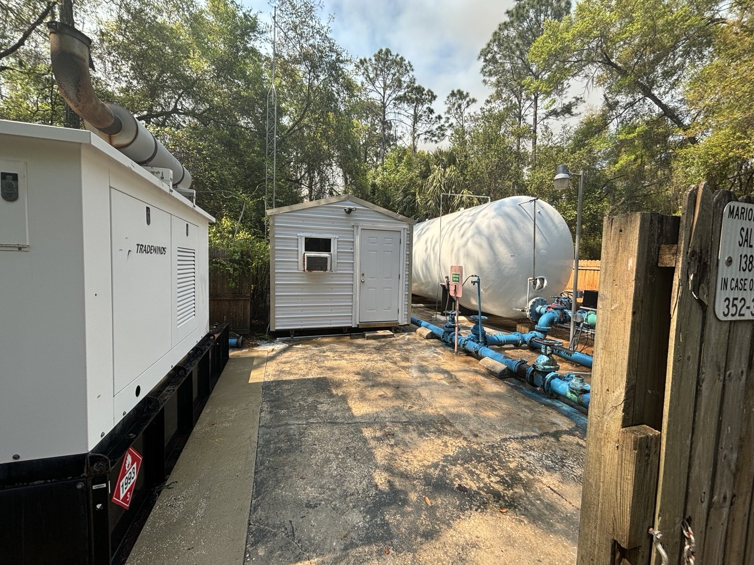 Municipal water storage tank exterior cleaning project, view 10
